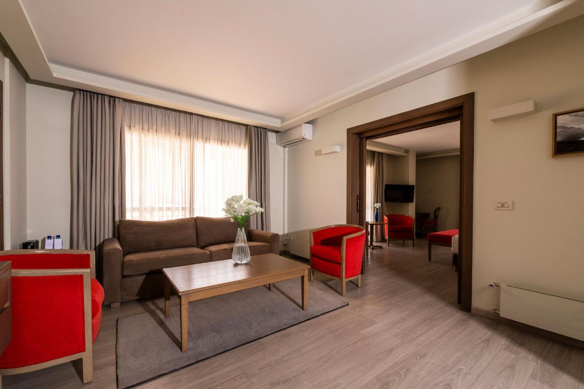 Intercontinental Mzaar Lebanon Mountain Resort & Spa By Ihg Mzaar Kfardebian Kültér fotó